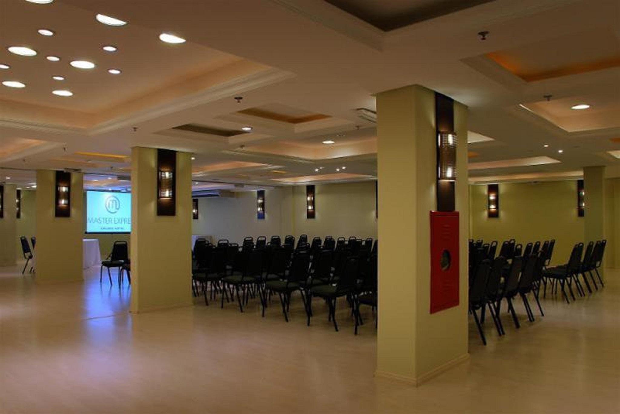 Master Grande Hotel - Proximo Ao Palacio Do Governo Porto Alegre Eksteriør billede