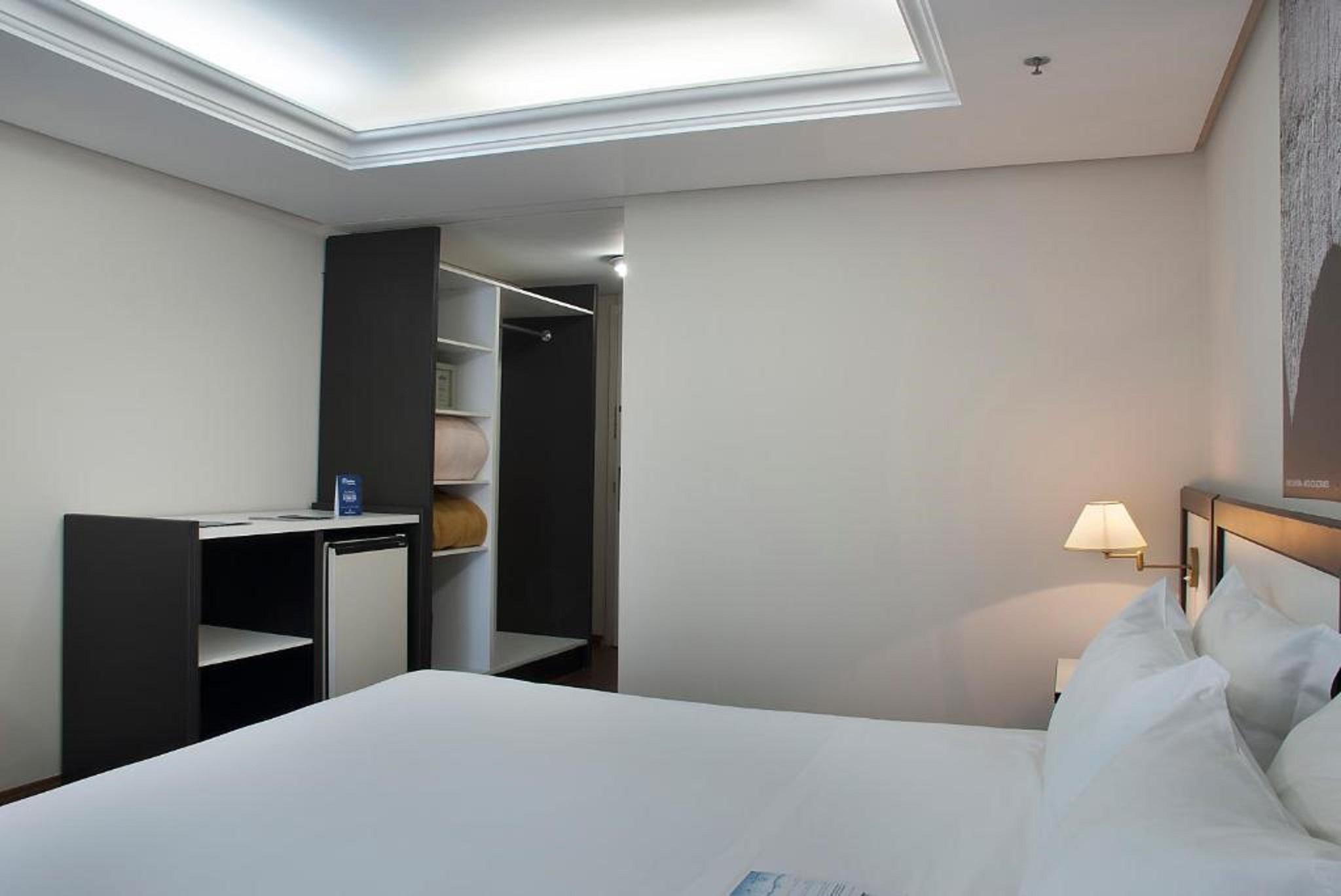 Master Grande Hotel - Proximo Ao Palacio Do Governo Porto Alegre Eksteriør billede